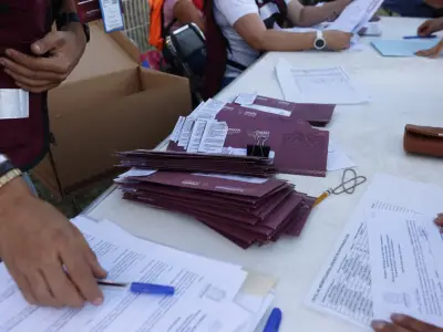 Tlaquepaque deposita primer apoyo 2025 a 9 mil 600 beneficiarios