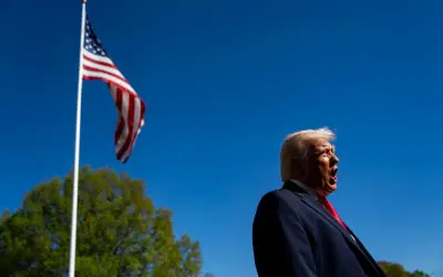 Trump Anuncia Control Militar Estadounidense del Estratégico Estrecho de Ormuz