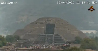 Webcams captan el pánico durante tiroteo en la Pirámide de la Luna de Teotihuacán