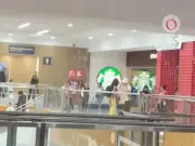 AICM con goteras tras lluvia: pasajeros enfrentan filtraciones en terminales