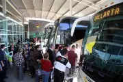 Alertan sobre líneas de autobuses afectadas por megabloqueo de transportistas