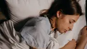 Aromaterapia para dormir mejor: esencias naturales que combaten el insomnio