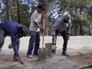 Avances en Guerrero: 51 Caminos Artesanales Concluidos y 32 en Proceso