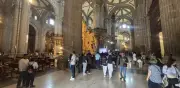 Campanas de la Catedral suenan en Vigilia por la Paz del Papa León XIV