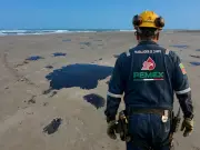 Derrame en Golfo de México: 7 irregularidades ocultadas por Pemex agravaron daño ambiental