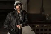 Eminem celebra 18 años de sobriedad: un hito en su lucha contra las adicciones