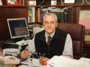 Eusebio Juaristi explora los elementos en La suite de los elementos