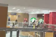 Filtraciones y Lluvias Causan Caos en la Terminal 1 del Aeropuerto de la Ciudad de México