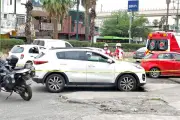 Hallan a hombre sin vida dentro de una camioneta en Nuevo León