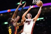 Jaime Jáquez Jr. y los Heat se enfrentan a los Hornets en el Play-In de la NBA