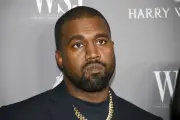 Kanye West enfrenta rechazo masivo en Italia por su show en festival musical