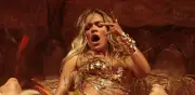 Karol G brilla en Coachella con homenaje latino, mariachi y estreno mundial