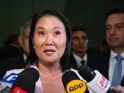 Keiko Fujimori lidera encuestas presidenciales en Perú a una semana de elecciones