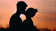 La ciencia revela los secretos para un beso perfecto: desde la inclinación de cabeza hasta los beneficios