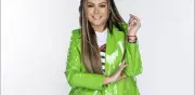 Mariana Echeverría genera polémica al revivir caída de Emma Escalante con humor