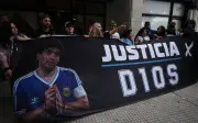 Médico de Maradona niega responsabilidad en su muerte: 'Era mi ídolo' en juicio oral