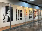 Metro CDMX homenajea a Rocío Dúrcal con exposición fotográfica en estación División del Norte