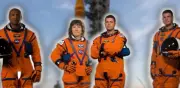 Misión Artemis II: La ciencia detrás de los trajes naranjas para viajar a la Luna