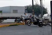 Motociclista fallece tras ser arrollado por vehículo en Escobedo, Nuevo León