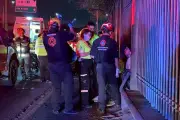 Motociclista sufre fractura en la mano tras derrapar en accidente vial