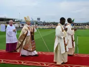 Papa León XIV denuncia en Camerún a líderes que usan a Dios para guerras y saqueo