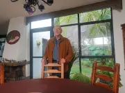 Roger Bartra reflexiona sobre 'El oficio de ser extranjero' en su nuevo libro autobiográfico