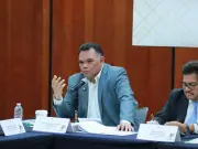 Senadores opositores critican nueva ley de infraestructura por falta de transparencia y certeza jurídica