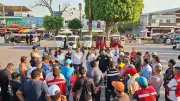 Setran instala mesa de trabajo con mototaxis en Tlaquepaque