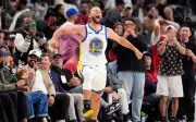 Steph Curry lidera épica remontada de Warriors para eliminar a Clippers en play-in