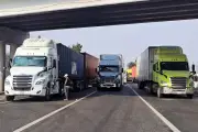 Transportistas Anuncian Paro y Bloqueos en Carreteras para Hoy