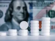 Trump impone aranceles de hasta 100% en medicamentos patentados importados