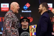 Tyson Fury Abandona su Retiro para Enfrentar al Poderoso Makhmudov