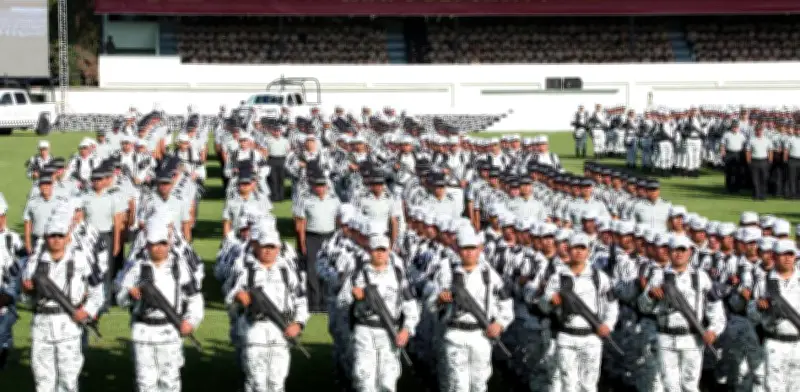 11 mil marinos y policías rechazan quedarse en Guardia Nacional