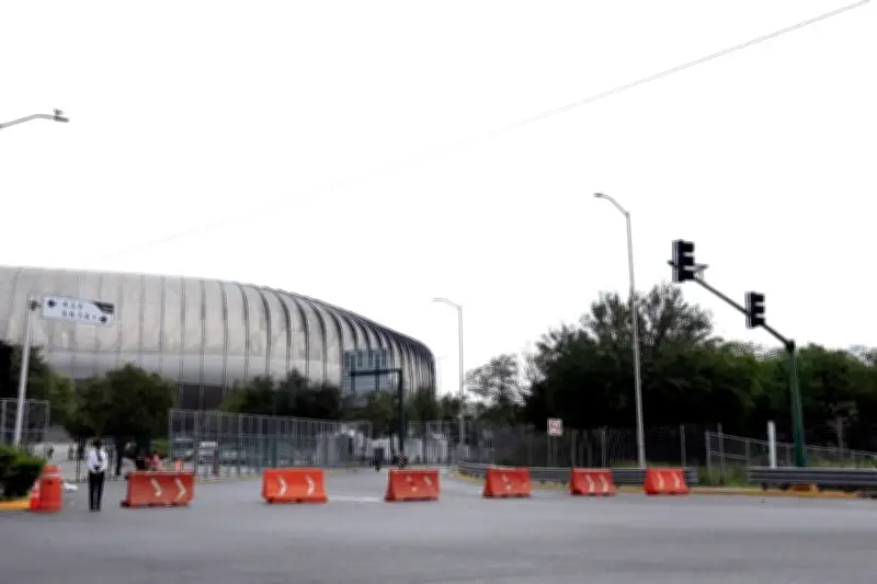 Adecuaciones viales en estadio de Rayados para mejorar tránsito