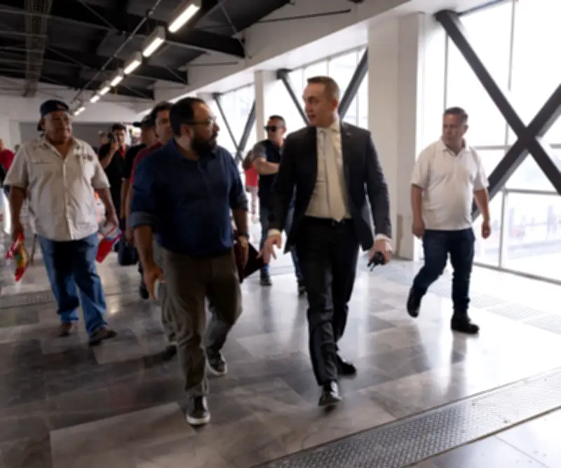 Adrián Ruvalcaba pide paciencia a usuarios del Metro por obras en varias líneas