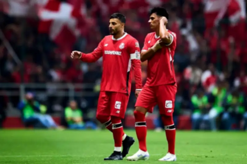 Aguirre da oportunidad a Vega y Gallardo en Concachampions