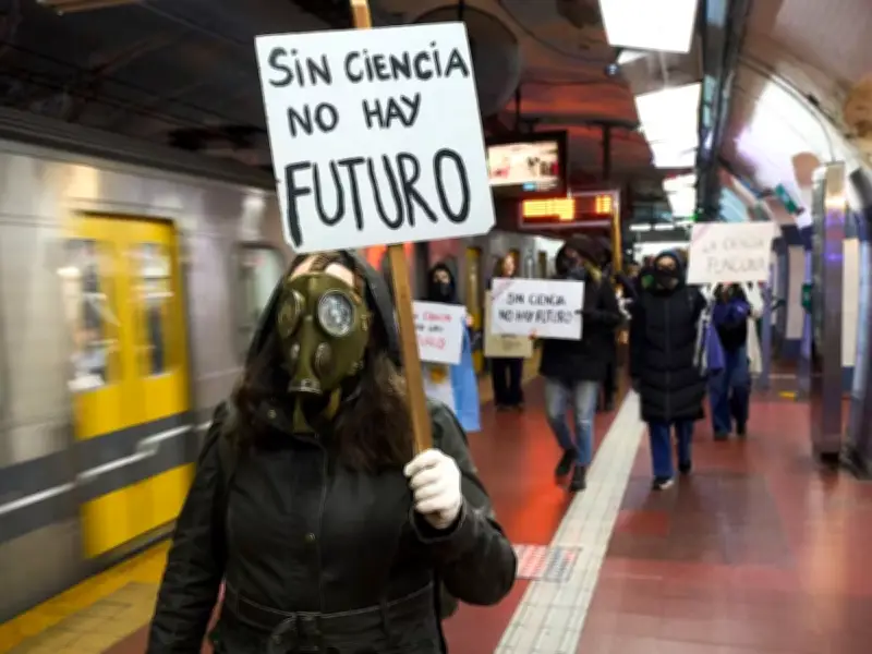 Alerta sanitaria en Argentina por hantavirus tras recortes de Milei