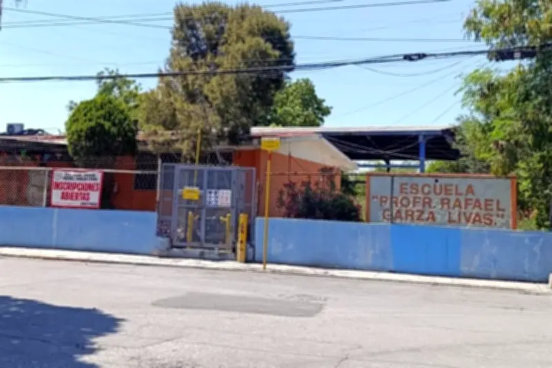 Alumno lleva pistola de postas a primaria en NL