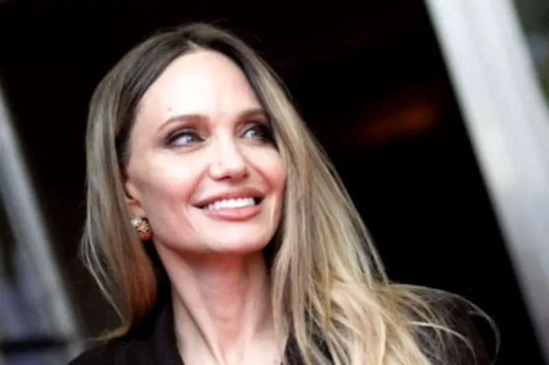 Angelina Jolie vende su mansión en Los Ángeles por 25 mdd
