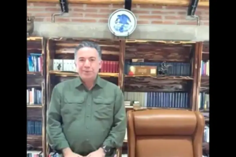 Aparece senador Inzunza en Badiraguato tras controversia