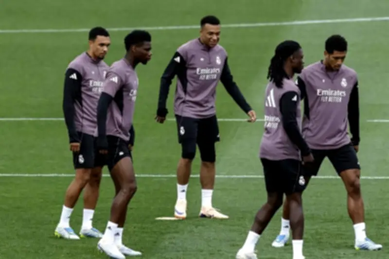 Arbeloa reta a Mbappé a demostrar compromiso en el campo de juego