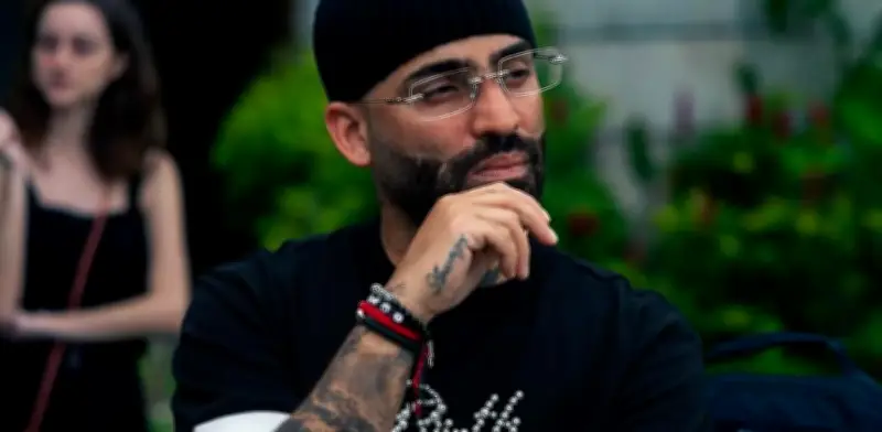 Arcángel responde a críticas por defender la Conquista española