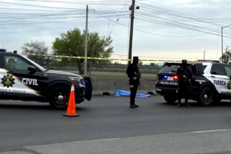 Atropella y mata a uno en carretera a Laredo; escapa
