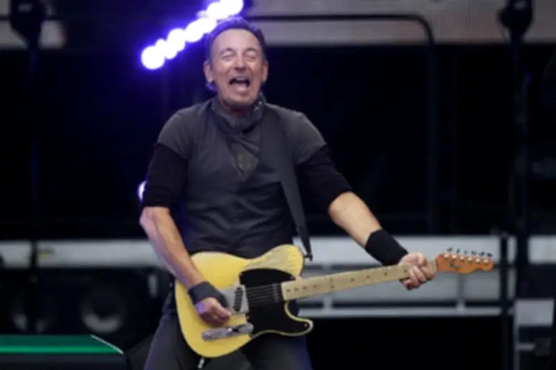 Bruce Springsteen acusa a Trump por salida de Colbert