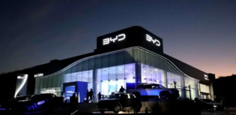 BYD abre showroom en Los Cabos para impulsar la electromovilidad