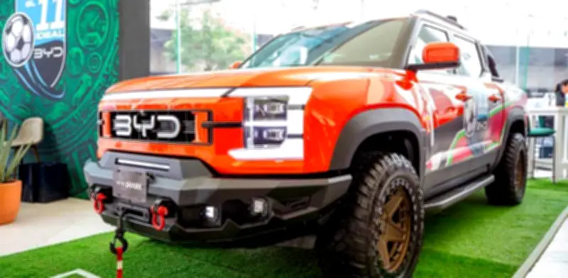 BYD lanza 'El 11 Ideal': conecta el futbol con la electromovilidad en México