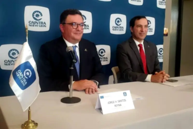 Caintra pide impulsar Ley de Procedimientos Administrativos en NL