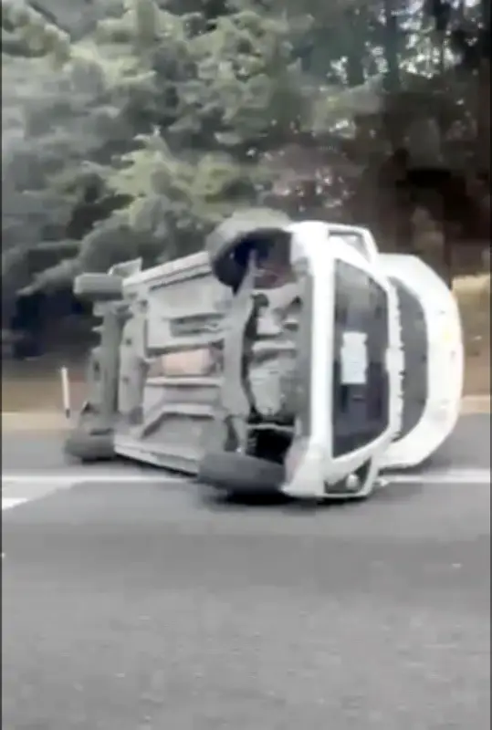 Caos vial en autopista Cuernavaca-México por accidentes y lluvia