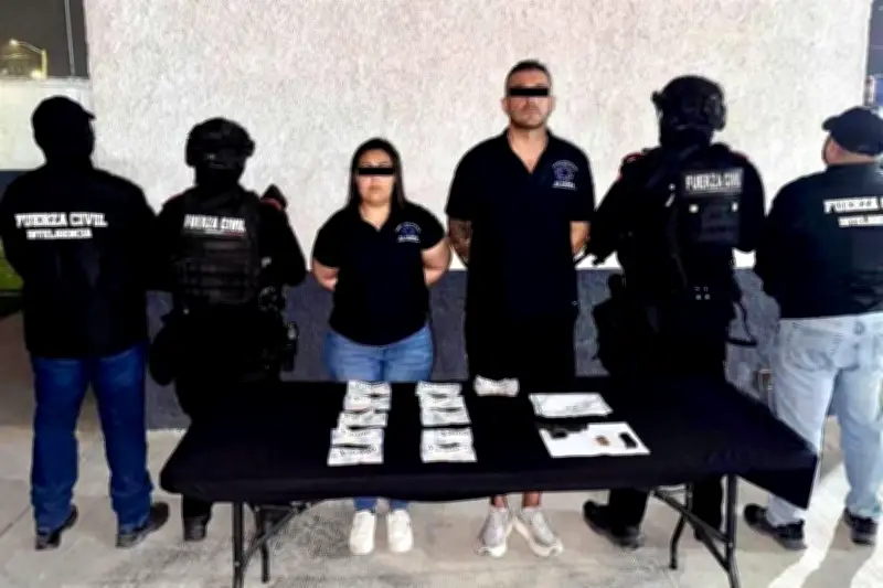 Captura Fuerza Civil a pareja con arma y 500 mil en Zuazua