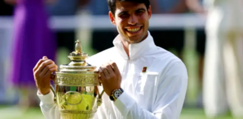 Carlos Alcaraz se pierde Queen's y Wimbledon por lesión en muñeca